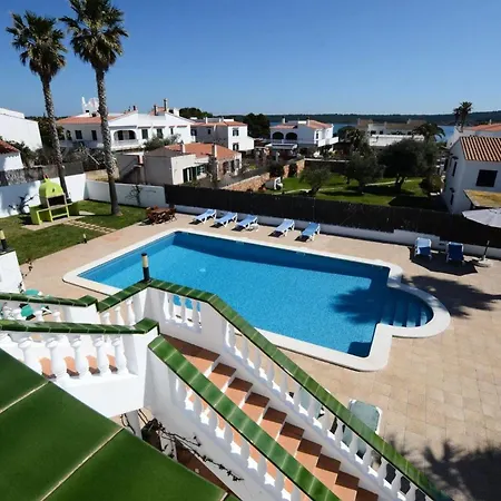Cosy With Views And Pool *